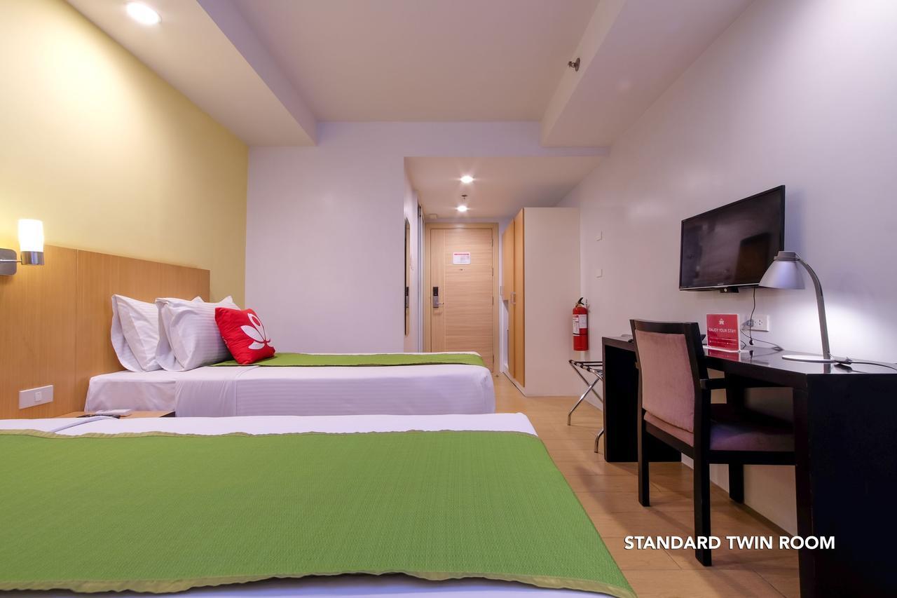Zen Rooms Bangkal Makati Makati City Exterior photo