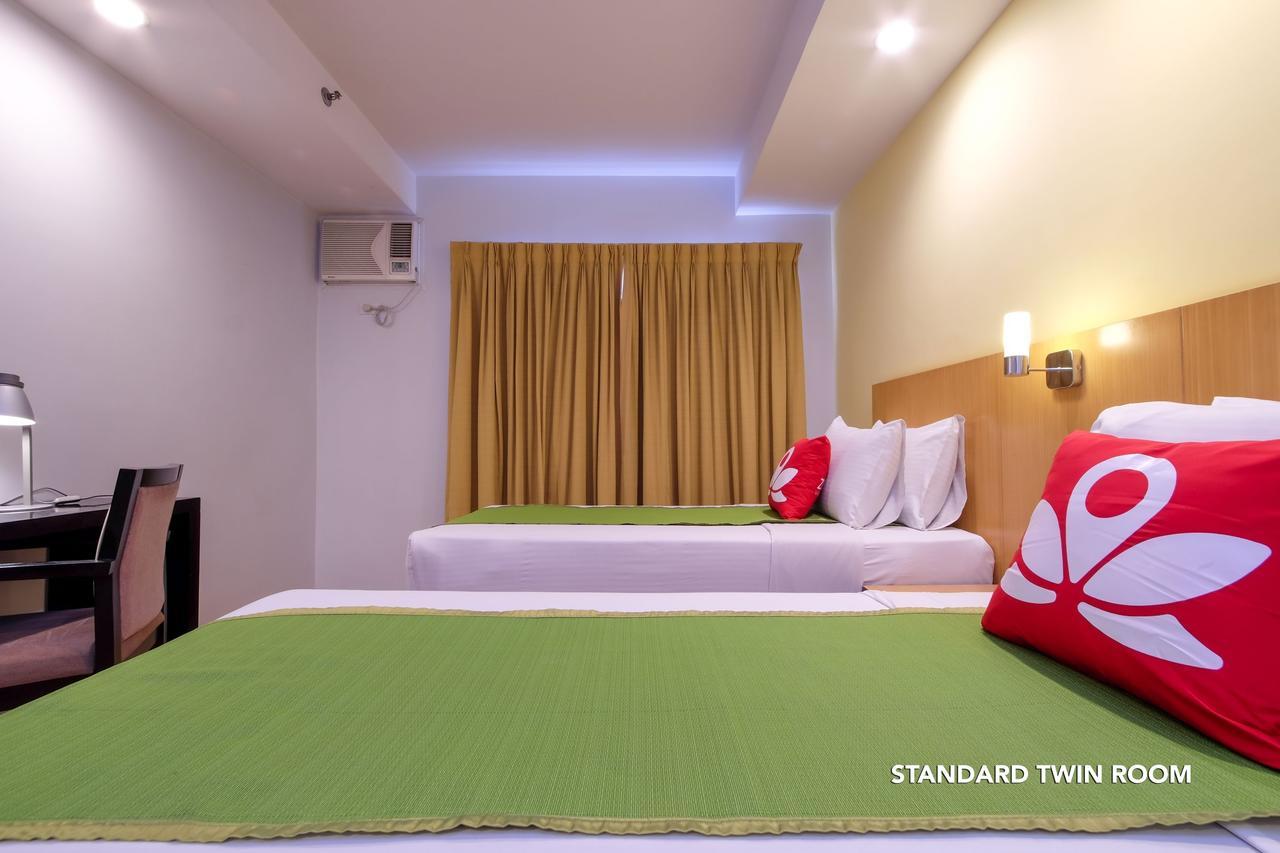 Zen Rooms Bangkal Makati Makati City Exterior photo